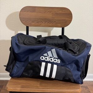 Adidas Large Duffle Bag Sport Carry Gym Bag Shoulder Strap Multicolor